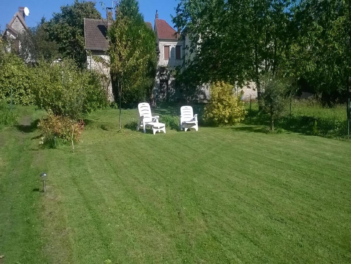 Chez Robins * Trie-Chateau